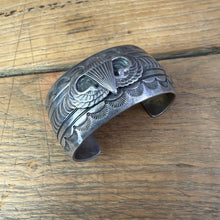 Load image into Gallery viewer, US Army Airborne &amp; Native American Cuff
