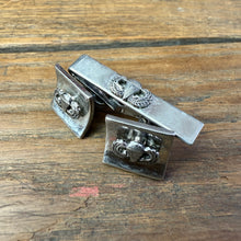 Load image into Gallery viewer, US Army Airborne Cufflink &amp; Tie Clip Set
