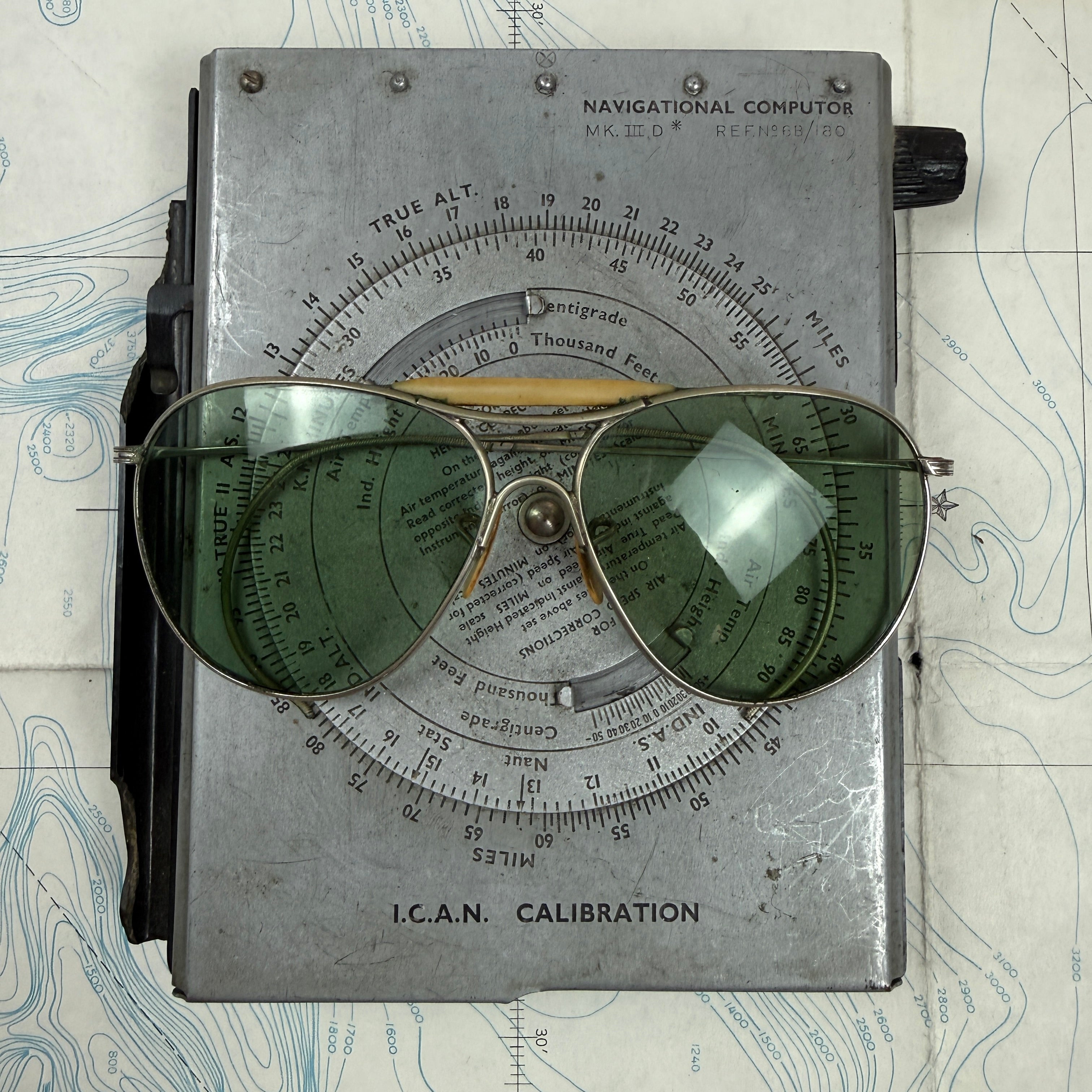 American Optical AN6531 Aviator Sunglasses