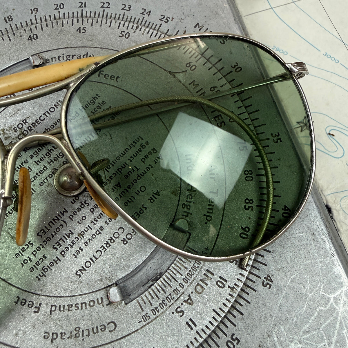 American Optical AN6531 Aviator Sunglasses