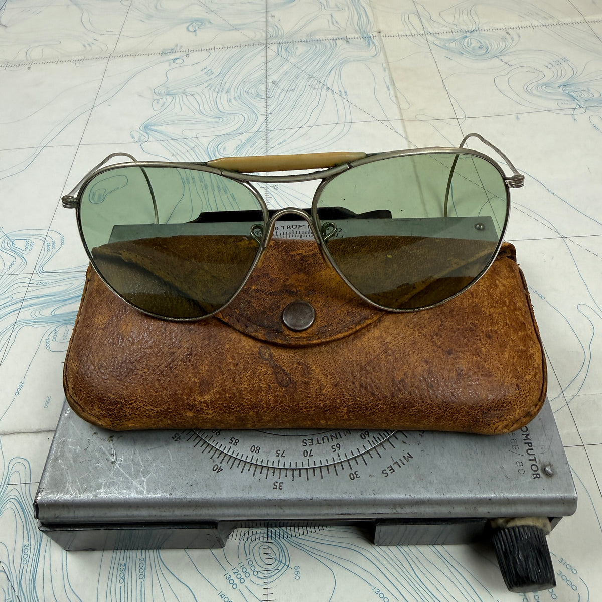 American Optical AN6531 Aviator Sunglasses