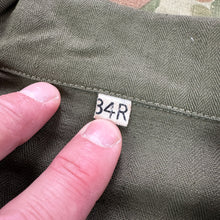 Load image into Gallery viewer, US Army WW2 P43 HBT Fatigue Shirt - Size 34 - Mint/Deadstock
