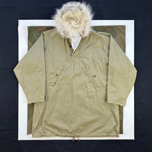 Load image into Gallery viewer, US Army WW2 Reversible Ski Parka - Mint Condition
