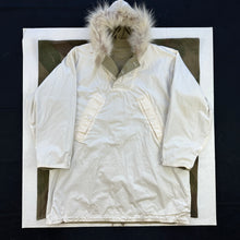 Load image into Gallery viewer, US Army WW2 Reversible Ski Parka - Mint Condition
