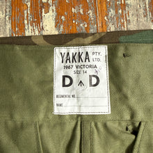 Load image into Gallery viewer, Australian Army 1967 Jungle 'Gurkha' Trousers - size 36/38 - Deadstock
