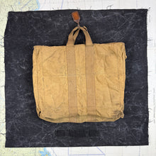 Load image into Gallery viewer, USAAF/US Navy AN-6505 Aviator Kit Bag
