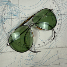 Load image into Gallery viewer, Bausch &amp; Lomb AN6531 Aviator Sunglasses
