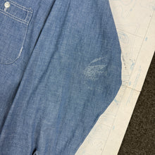 Load image into Gallery viewer, Big Murph 1950s Chambray Shirt
