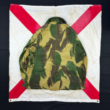 Load image into Gallery viewer, British Army 59 Pattern Denison Smock - Mint Condition
