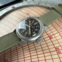 Load image into Gallery viewer, USAF 1950s Bulova A17A Navigators Watch
