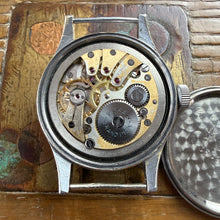 Load image into Gallery viewer, British Army Buren 'Dirty Dozen' WWW Watch
