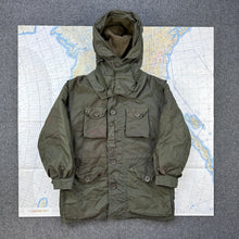 Load image into Gallery viewer, Canadian Army 1950s Extreme Cold Weather Parka
