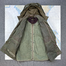 Load image into Gallery viewer, Canadian Army 1950s Extreme Cold Weather Parka
