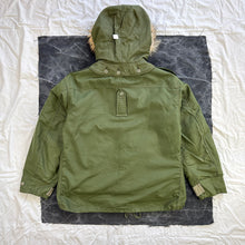 Load image into Gallery viewer, Canadian Army Experimental X-51 Combat Jacket
