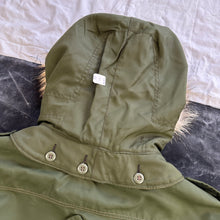 Load image into Gallery viewer, Canadian Army Experimental X-51 Combat Jacket
