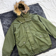 Load image into Gallery viewer, Canadian Army Experimental X-51 Combat Jacket
