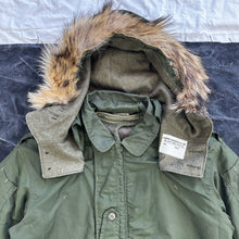 Load image into Gallery viewer, Canadian Army Experimental X-51 Combat Jacket
