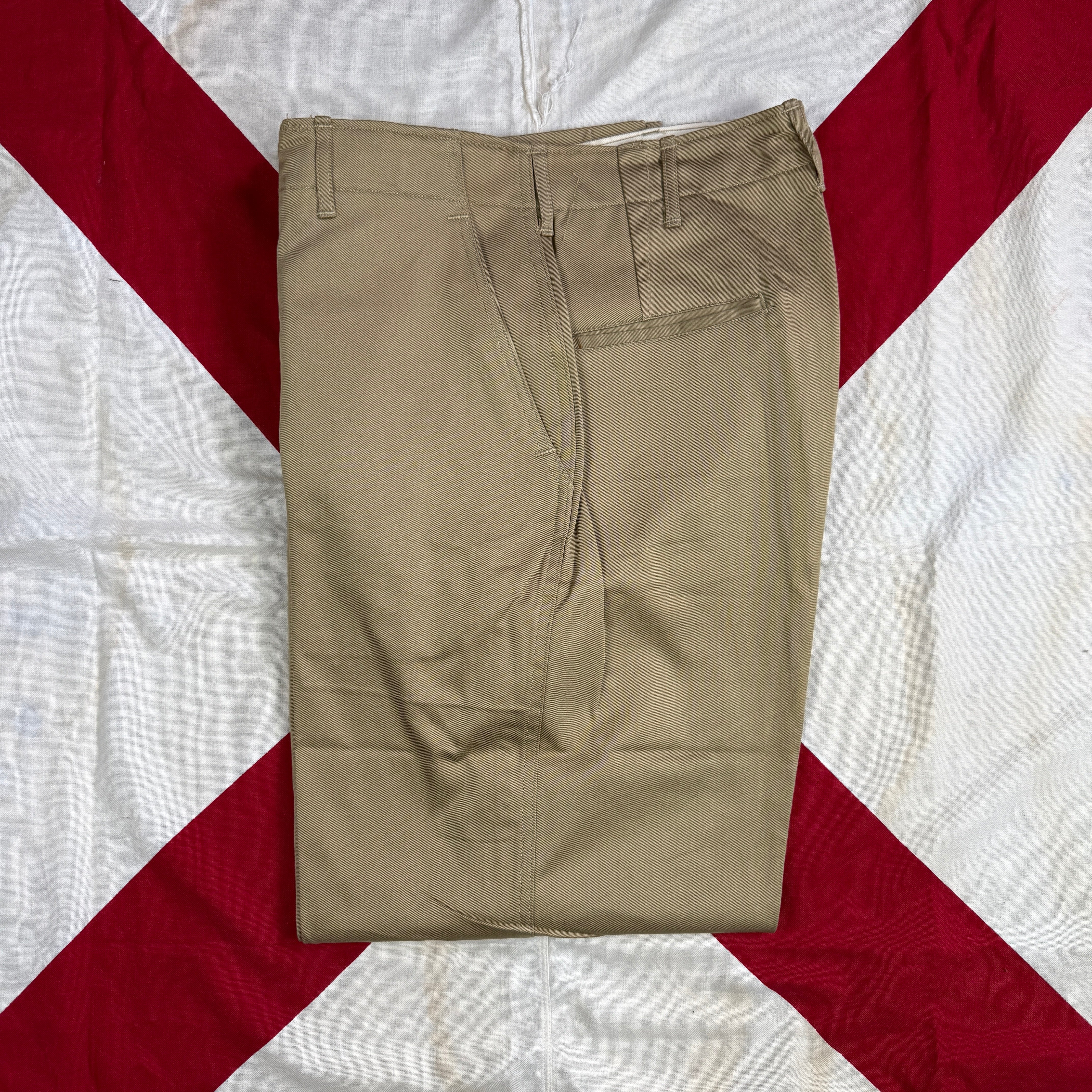 US Army WW2 1945 Pattern Chino Trousers - Size 34 - Deadstock