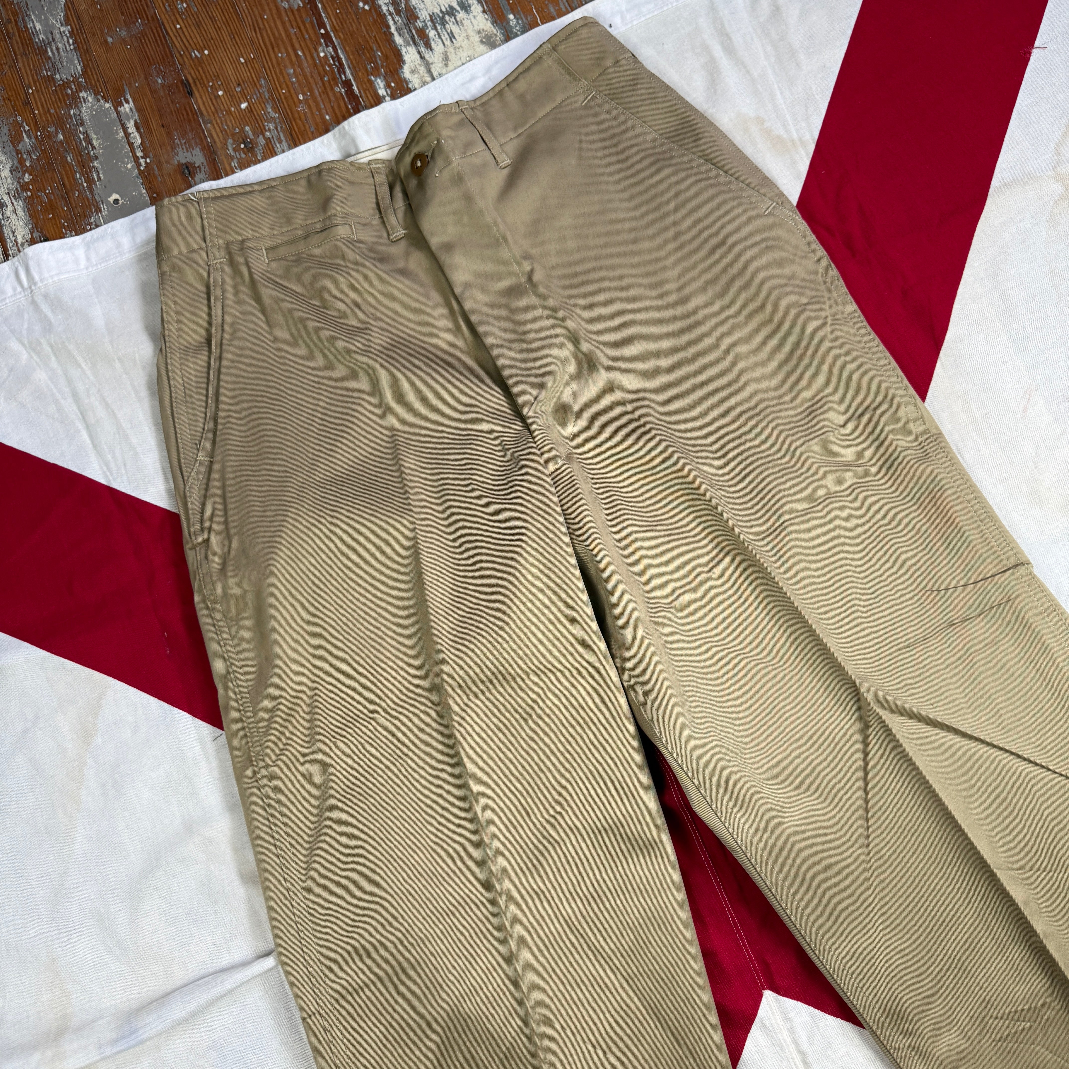 US Army WW2 1945 Pattern Chino Trousers - Size 34 - Deadstock