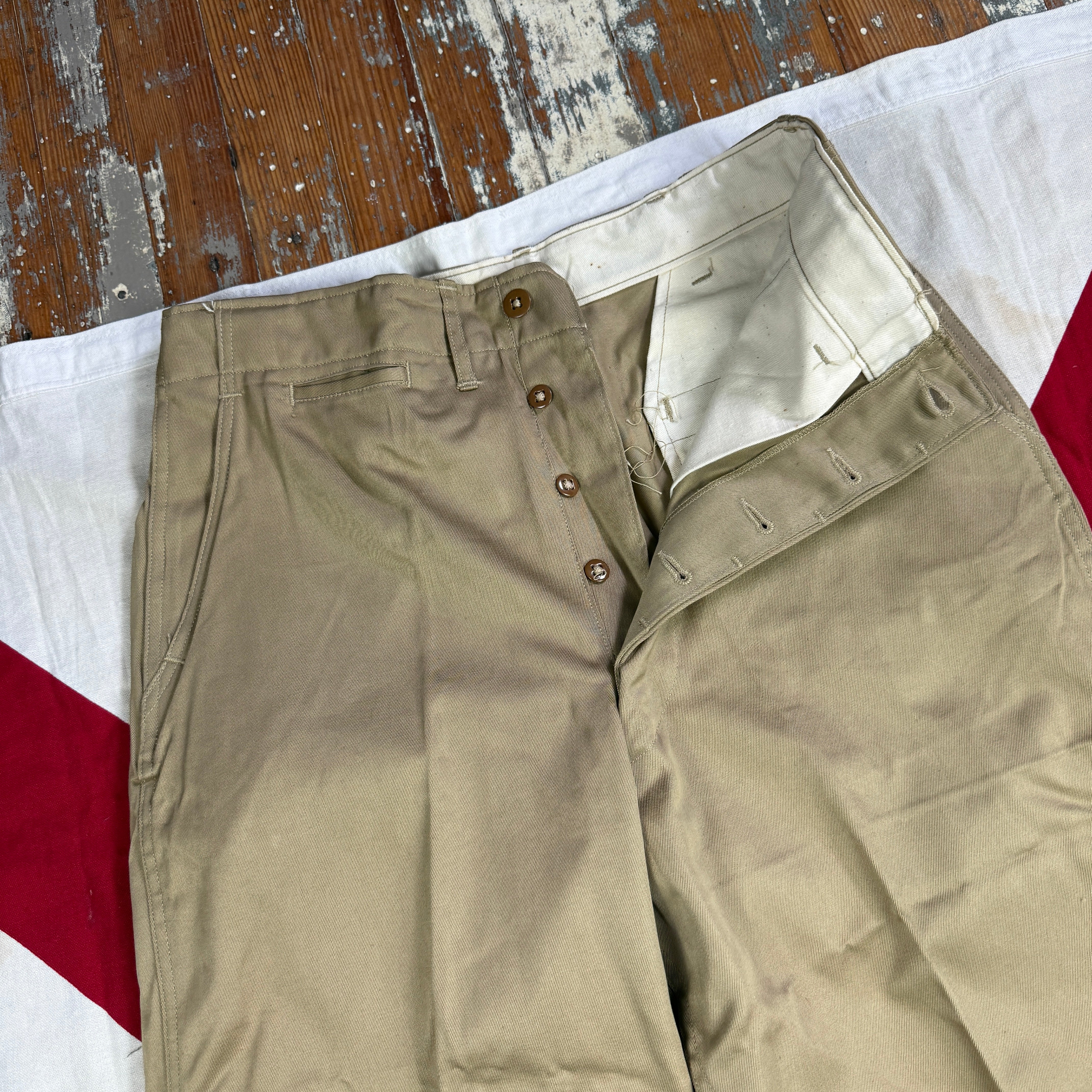 US Army WW2 1945 Pattern Chino Trousers - Size 34 - Deadstock