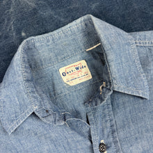Load image into Gallery viewer, Coast Wide 60s Chambray Shirt
