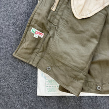 Load image into Gallery viewer, Comfy Jungle Cloth Parka Shell as used by USARP Scientist
