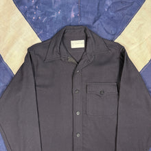 Load image into Gallery viewer, US Navy WW2 CPO Shirt - Deadstock
