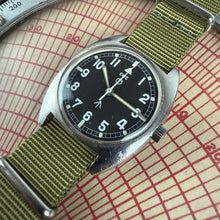 Load image into Gallery viewer, British Army 1976 CWC W10 Field Watch
