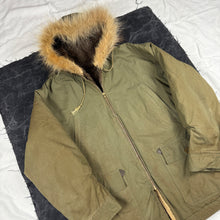 Load image into Gallery viewer, USAAF WW2 D2 Mechanic Parka

