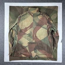 Load image into Gallery viewer, British Army 1944 2nd Pattern Denison Smock - Mint Condition
