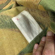 Load image into Gallery viewer, British Army 1950s Denison Smock
