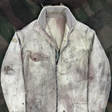 Load image into Gallery viewer, British Army WW2 1942 Handpainted First Pattern Denison Smock
