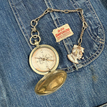 Load image into Gallery viewer, US Army WW1 Compass &amp; Portrait Fob
