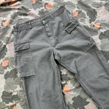 Load image into Gallery viewer, US Army 50s Fatigue Pants
