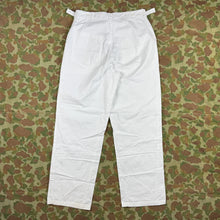 Load image into Gallery viewer, US Army 1970 Food Handler Trousers - Size 32
