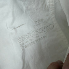 Load image into Gallery viewer, US Army 1970 Food Handler Trousers - Size 33
