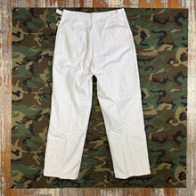Load image into Gallery viewer, US Army 1970 Food Handler Trousers - Size 34
