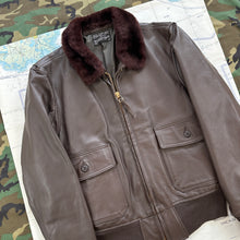 Load image into Gallery viewer, US Navy 1965 Ralph Edwards G1 Flight Jacket - Deadstock
