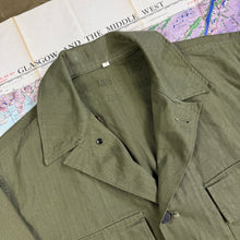 Load image into Gallery viewer, US Army WW2 HBT Fatigue Shirt - Mint Condition
