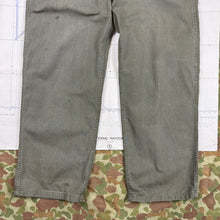 Load image into Gallery viewer, US Army WW2 P43 HBT Fatigue Pants
