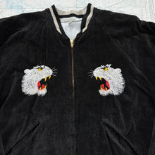 Load image into Gallery viewer, 1960s Vietnam Souvenir Jacket
