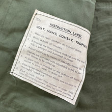 Load image into Gallery viewer, US Army 1964 Exposed Button 1st Pattern Jungle Jacket - Deadstock
