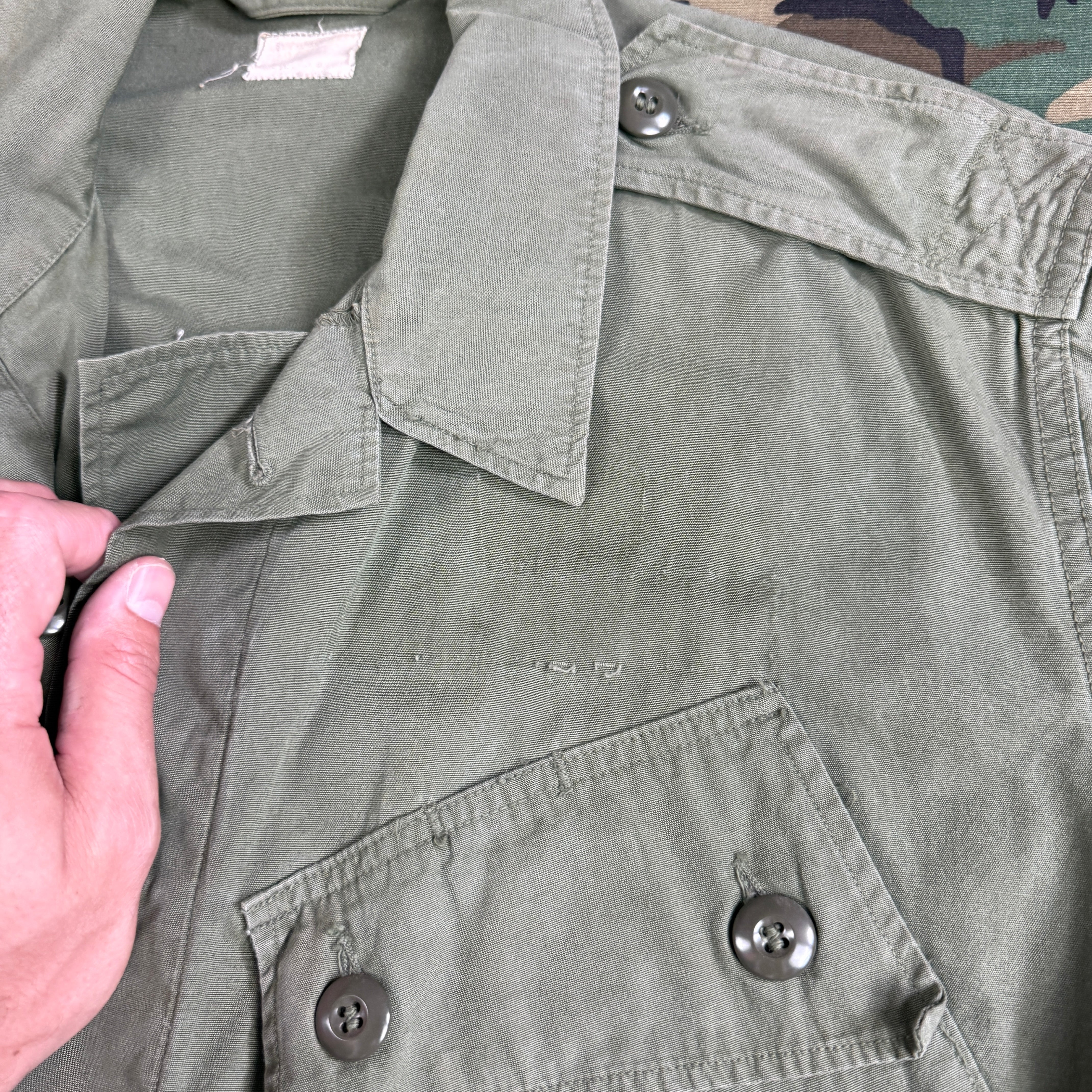 US Army 1964 Exposed Button 1st Pattern Jungle Jacket - Named to Green Beret