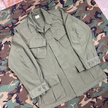 Load image into Gallery viewer, US Army Jungle Jacket 1966 Mint Condition
