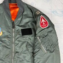 Load image into Gallery viewer, USAF 1976 L-2B Flight Jacket
