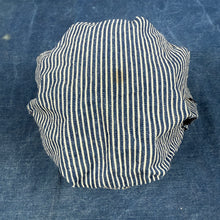 Load image into Gallery viewer, Lee 1950s Engineer Cap
