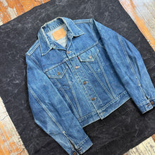 Load image into Gallery viewer, Levi's "Big E" 557 1960s Denim Jacket - Size 40
