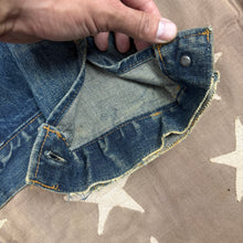 Load image into Gallery viewer, Levi&#39;s &quot;Big E&quot; 70505 1960s Denim Jacket
