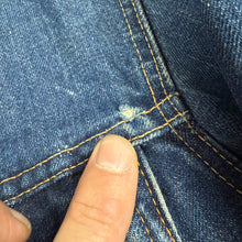 Load image into Gallery viewer, Levi&#39;s &quot;Big E&quot; 70505 1960s Denim Jacket - size 44
