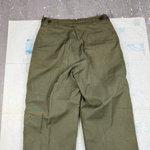 Load image into Gallery viewer, US Army M43 Field Trouser - Mint Condition
